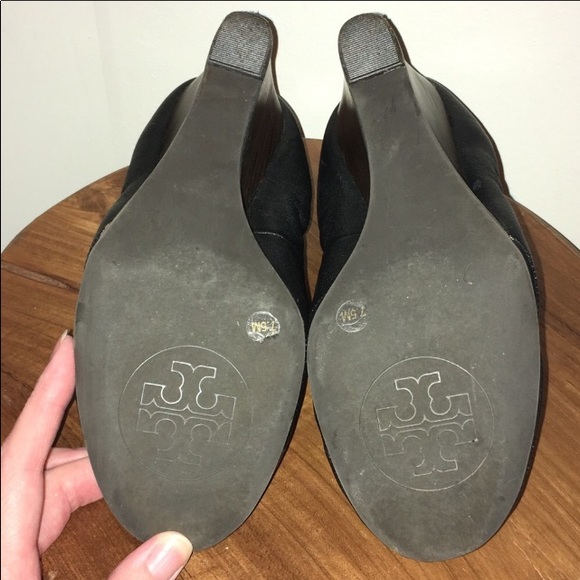 Tory Burch soft black leather wedge heels 7.5 - Picture 6 of 7